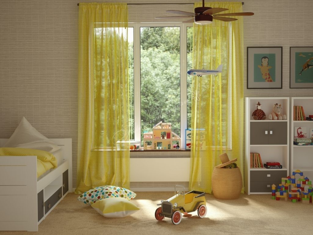 Желтый тюль в комнате маленького ребенка