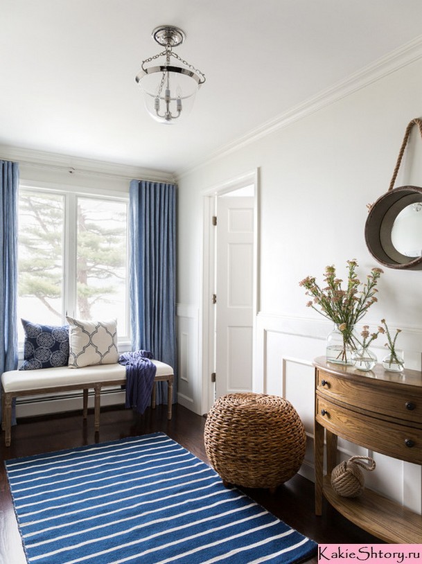 шторы синего цвета для маленькой комнаты