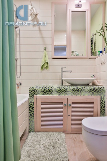 Ванная комната в стиле прованс. Реальная фотография интерьера 