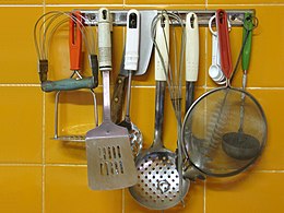 Kitchen utensils-01.jpg